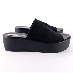 90s Y2K Steve Madden platform slide sandals black w/ stretch mesh upper, size 7